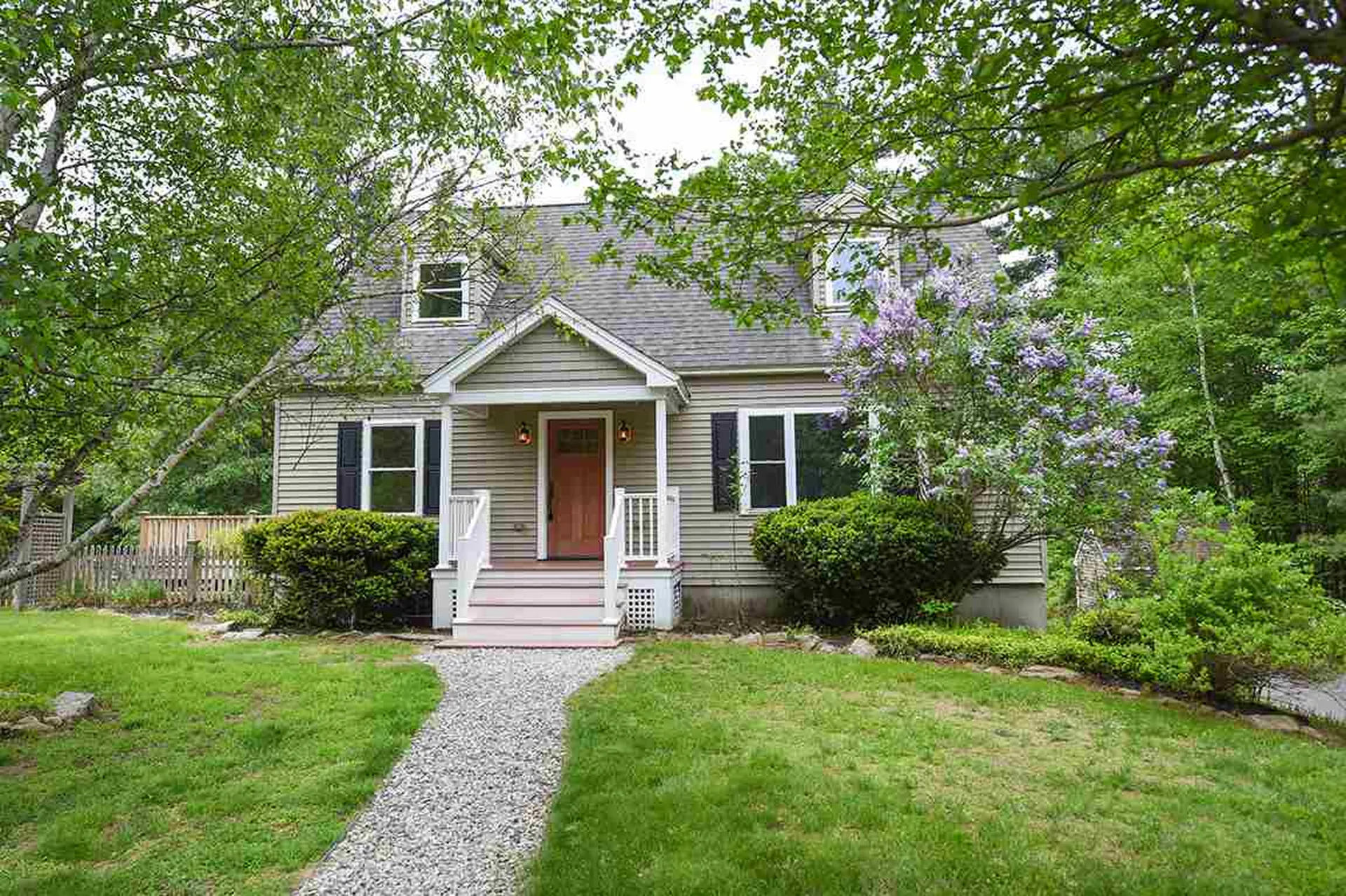 6 Jay Court Raymond NH 03077