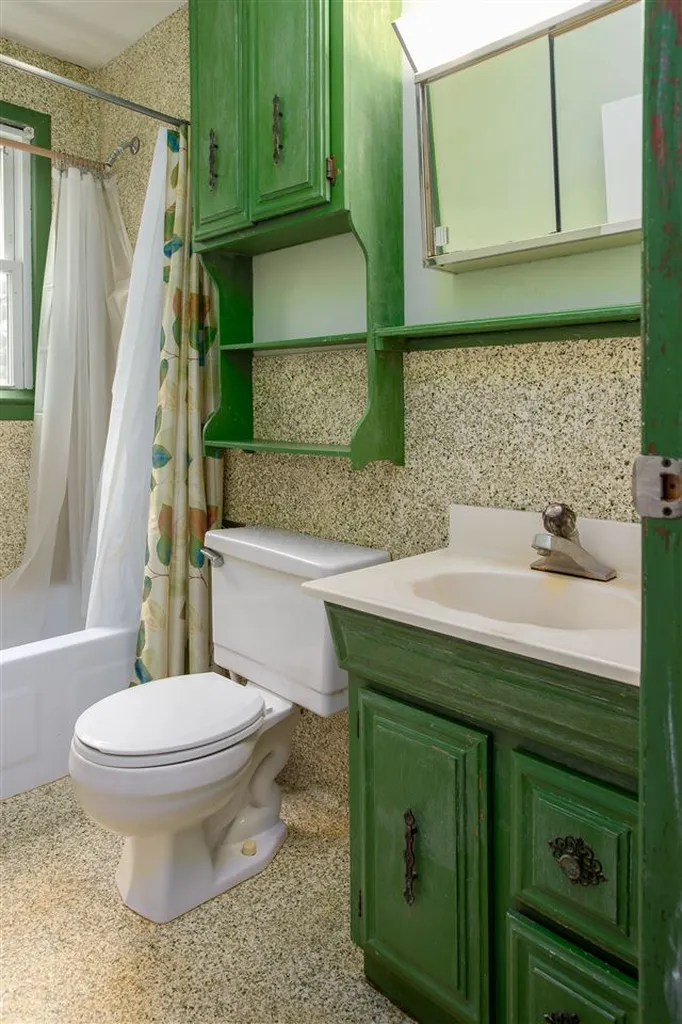 318 Bissette Drive Colchester VT 05446