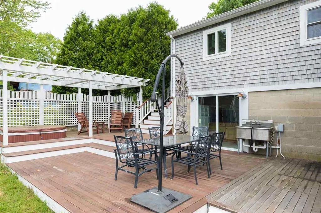 14 Elwyn Road Rye NH 03870