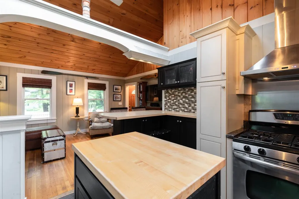 14 Elwyn Road Rye NH 03870