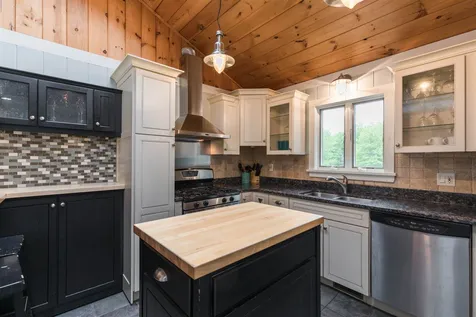 14 Elwyn Road Rye NH 03870