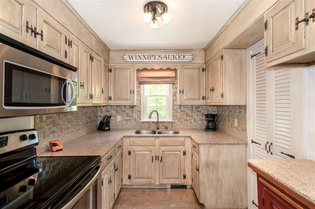 287 Meredith Neck Road Meredith NH 03253