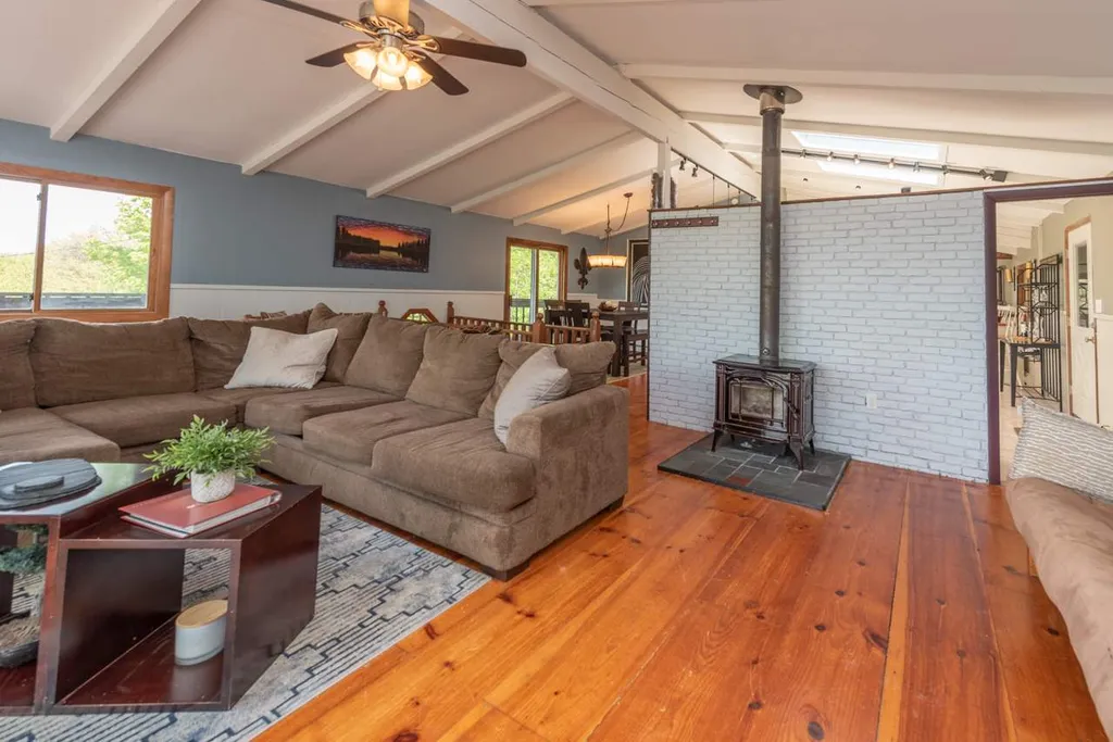 147 Mountain Drive Gilford NH 03249
