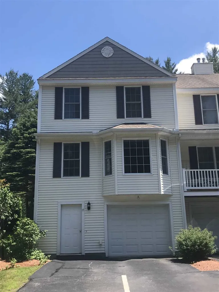 15 Mulberry Lane Amherst NH 03031