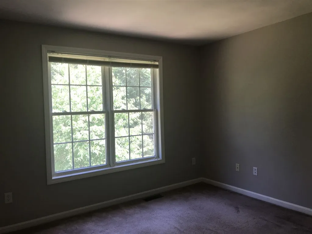 15 Mulberry Lane Amherst NH 03031