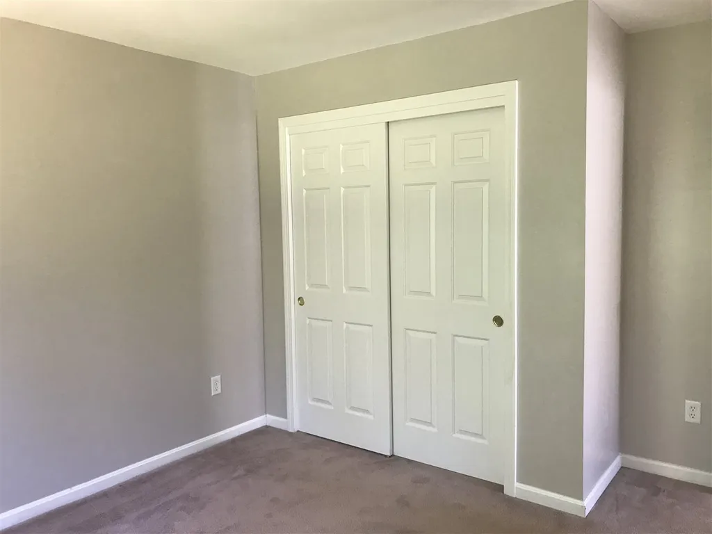 15 Mulberry Lane Amherst NH 03031