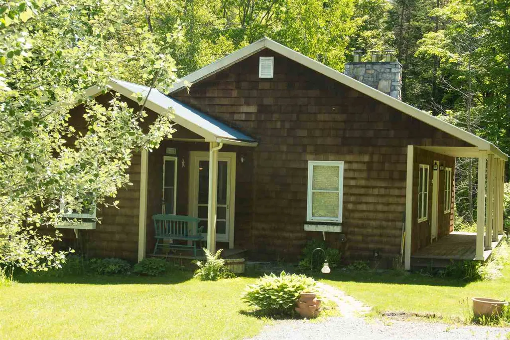 4718 South Road Bradford VT 05033