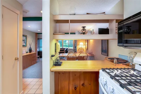 1003 Cape Cod Road Stowe VT 05672