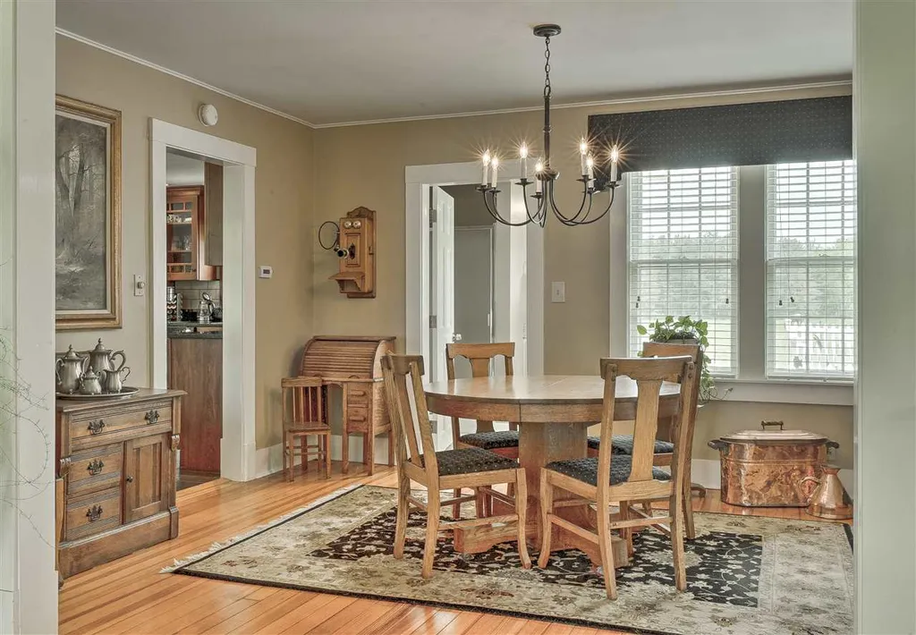 169 Sawyers Crossing Road Swanzey NH 03446