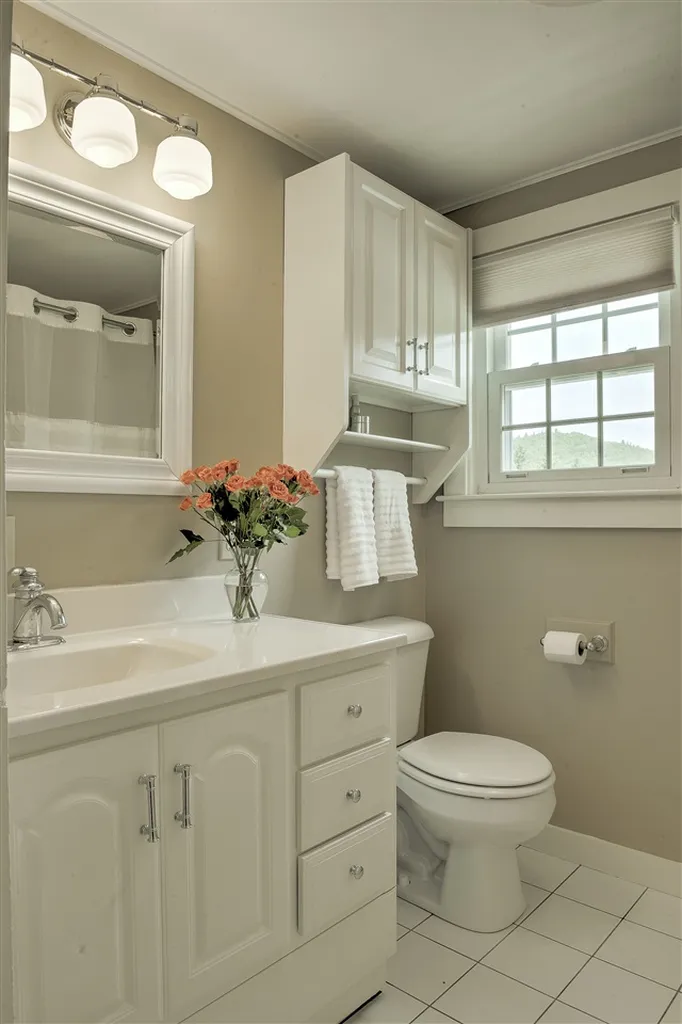 169 Sawyers Crossing Road Swanzey NH 03446