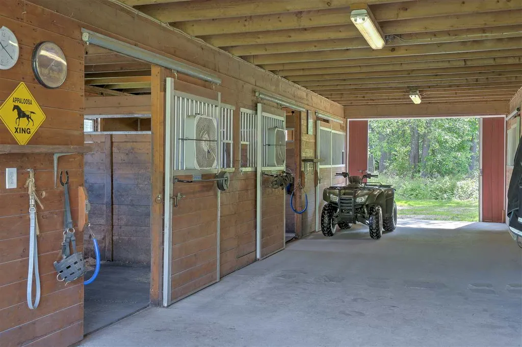 169 Sawyers Crossing Road Swanzey NH 03446