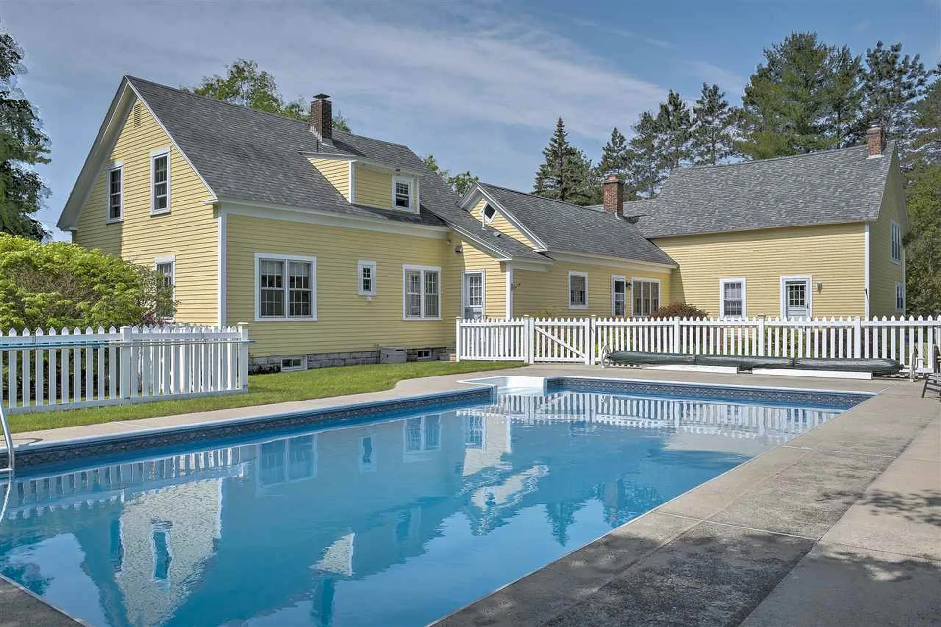 169 Sawyers Crossing Road Swanzey NH 03446