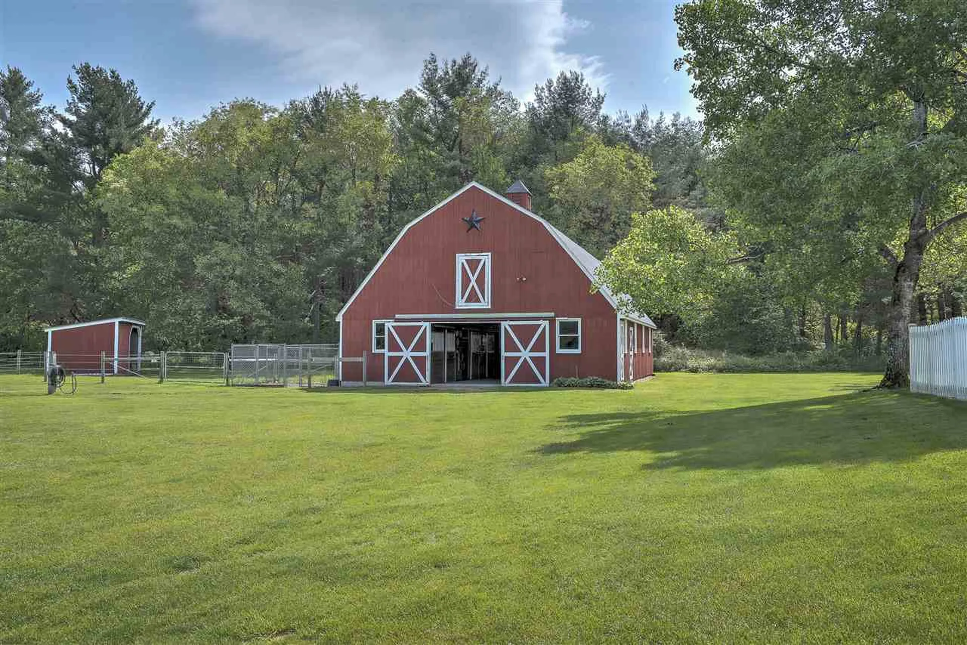 169 Sawyers Crossing Road Swanzey NH 03446