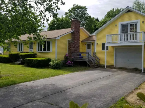 15 1/2 Cemetery Road Somersworth NH 03878