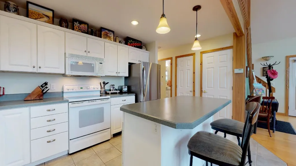 1098 Savage Point Road North Hero VT 05474
