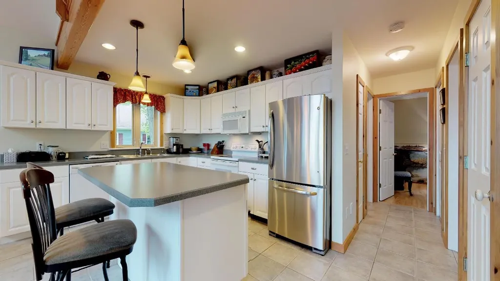 1098 Savage Point Road North Hero VT 05474
