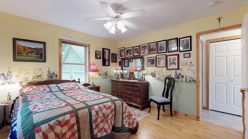 1098 Savage Point Road North Hero VT 05474