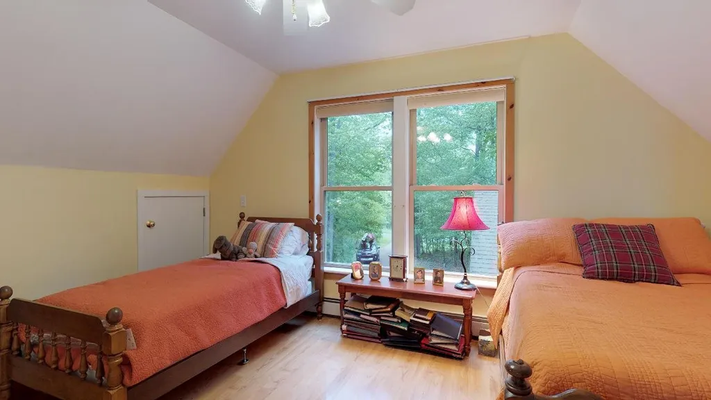 1098 Savage Point Road North Hero VT 05474
