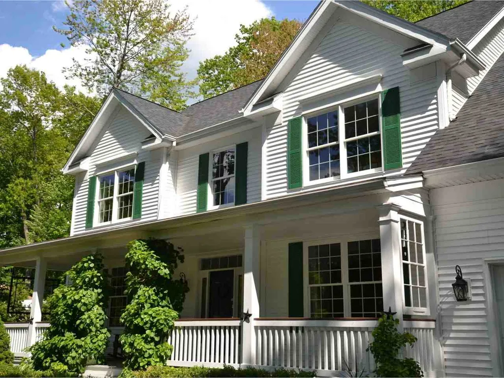 55 Sydney Drive Essex VT 05452