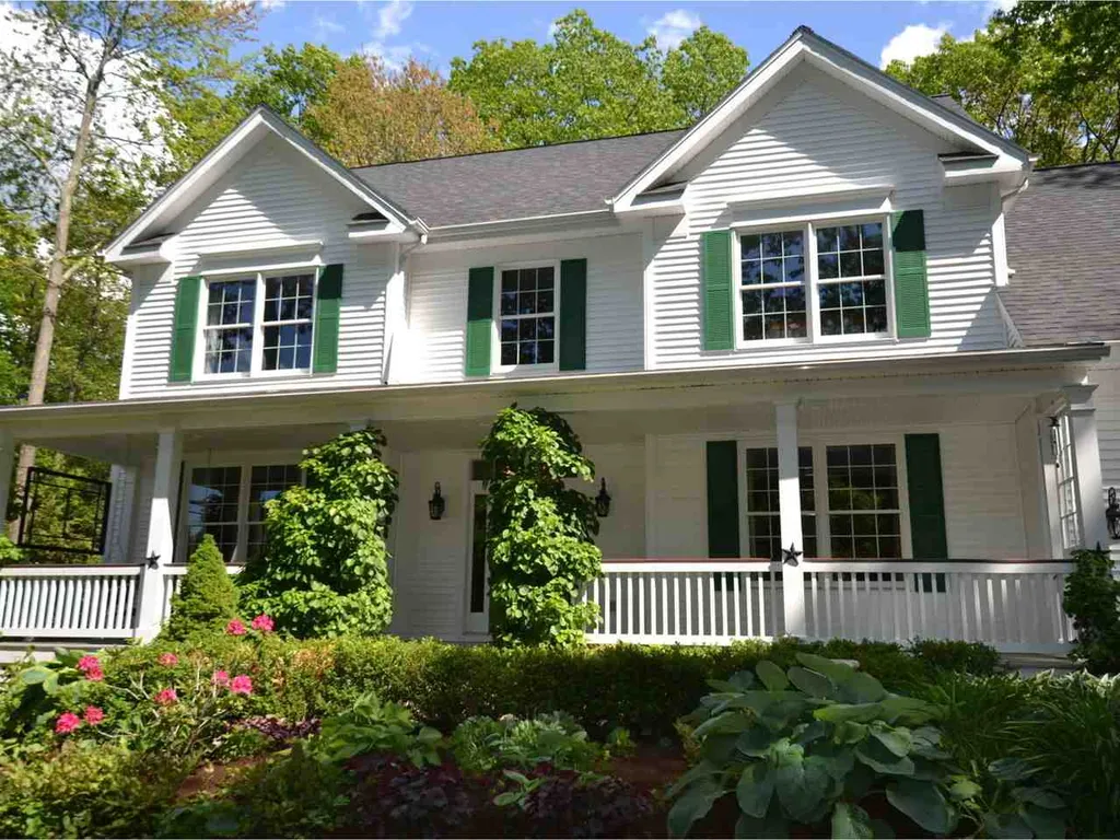 55 Sydney Drive Essex VT 05452