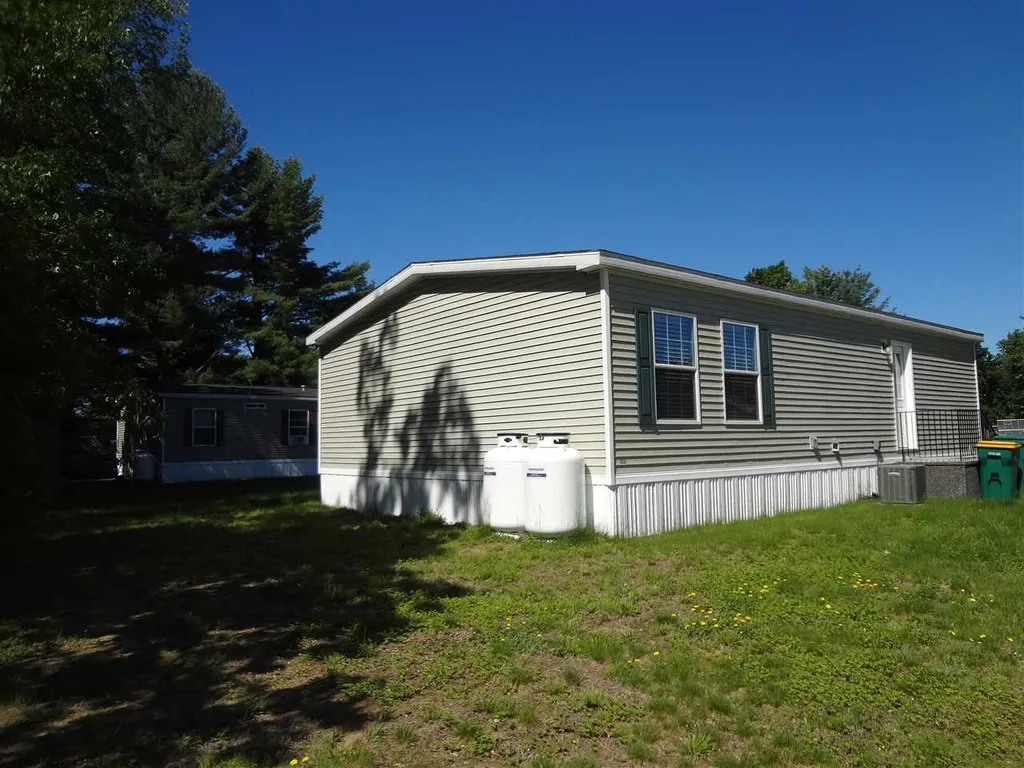 1 Kennedy Avenue Rochester NH 03839