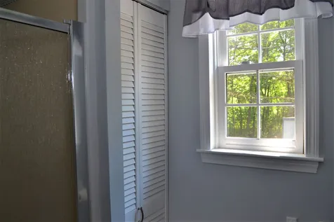 3 William Drive Londonderry NH 03053