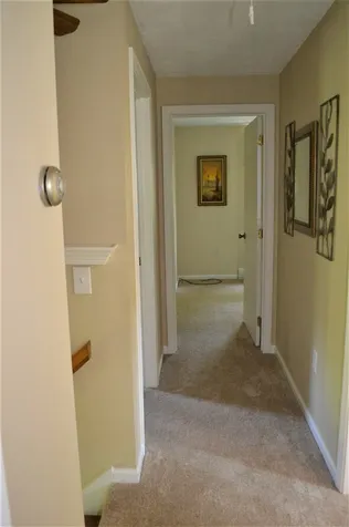 3 William Drive Londonderry NH 03053