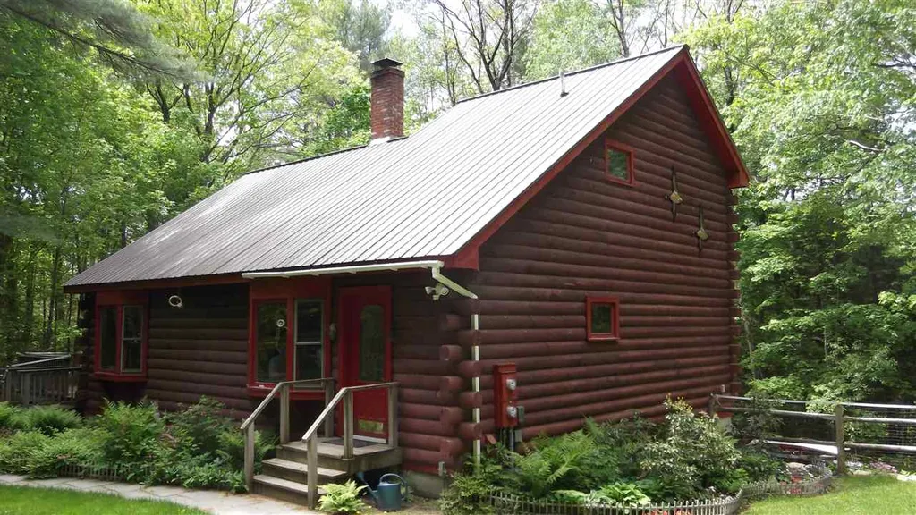 98 Effingwood Farm Road Effingham NH 03882-8469