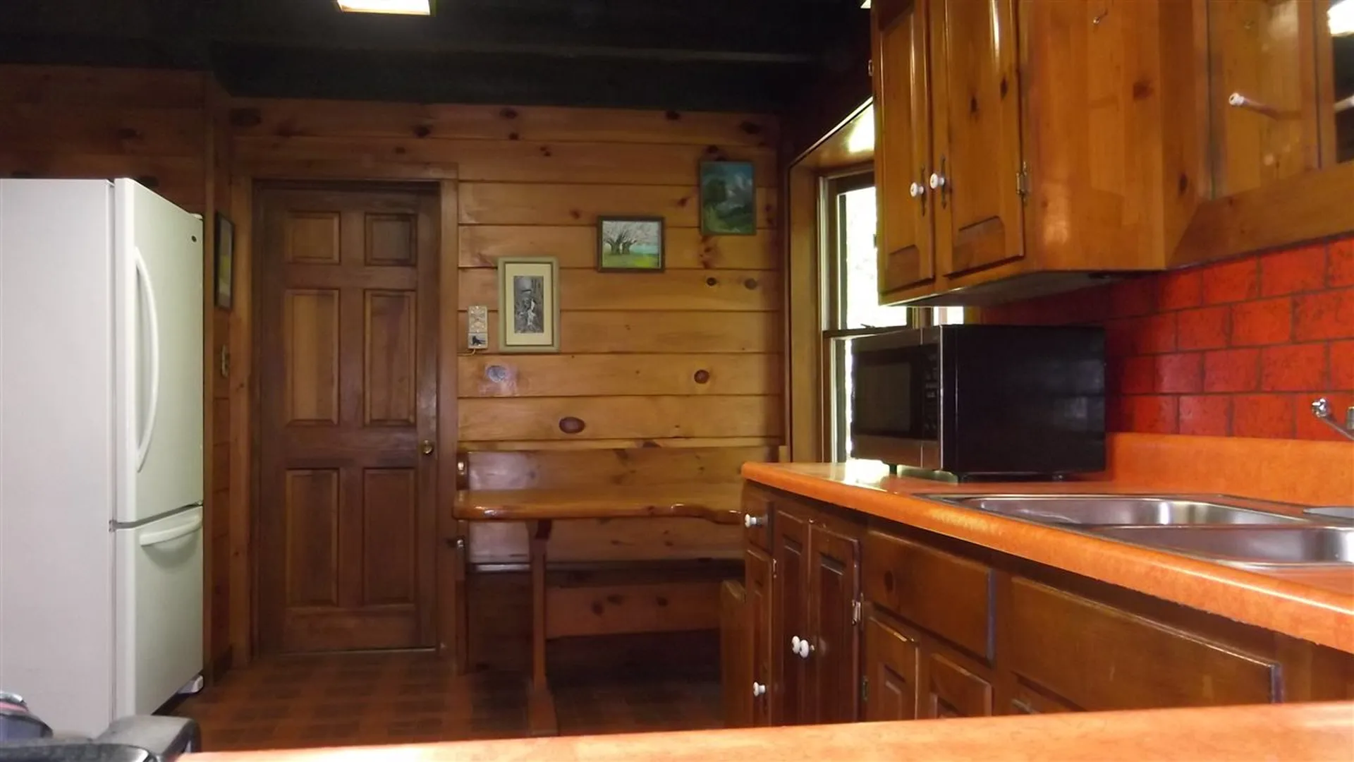 98 Effingwood Farm Road Effingham NH 03882-8469