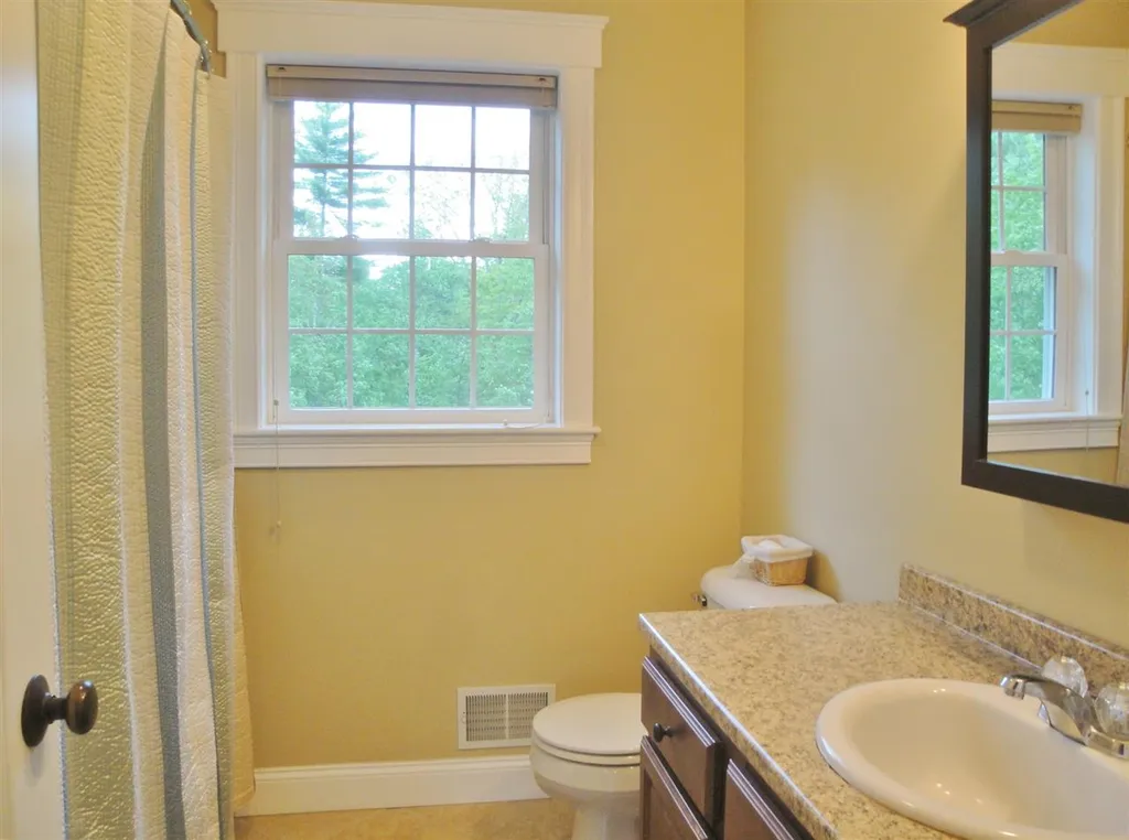 435 Bee Hole Road Loudon NH 03307