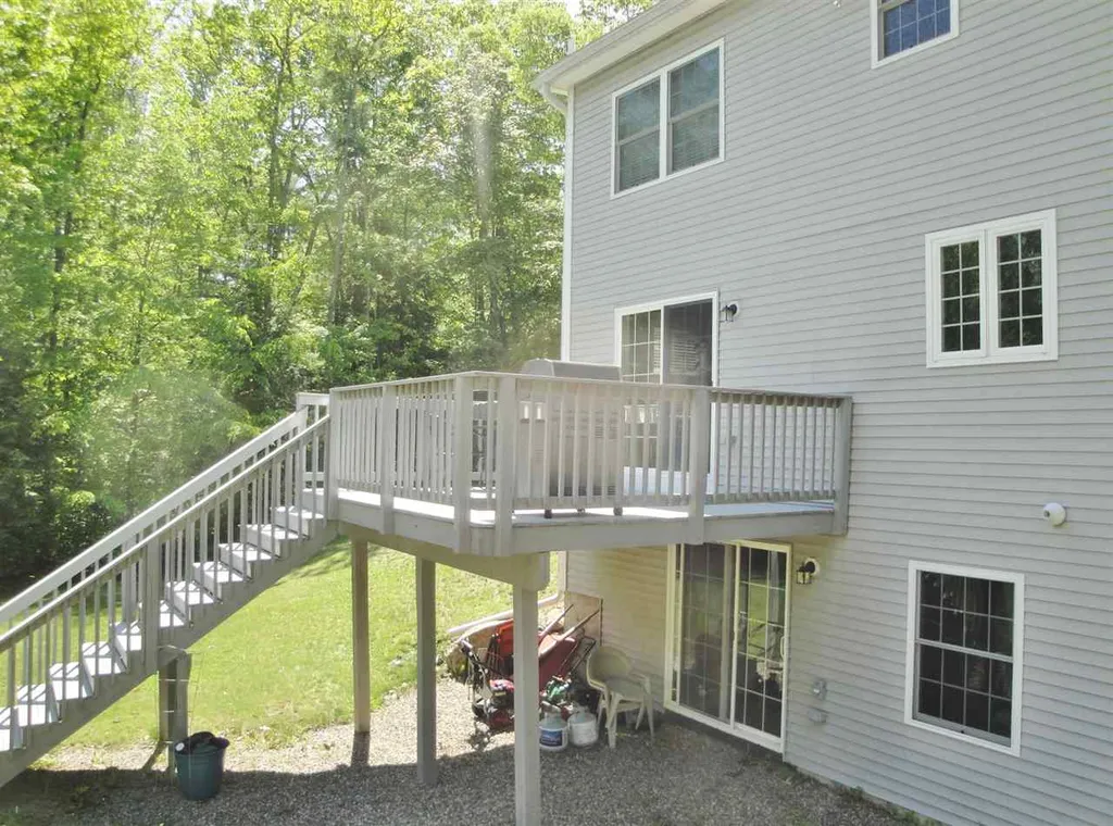 435 Bee Hole Road Loudon NH 03307