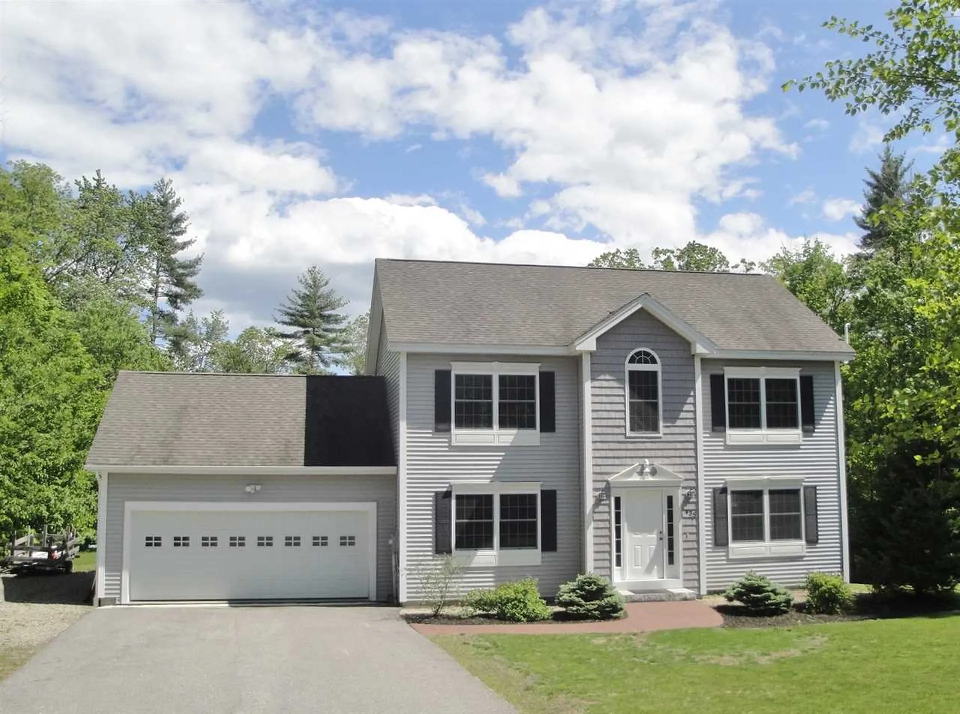 435 Bee Hole Road Loudon NH 03307