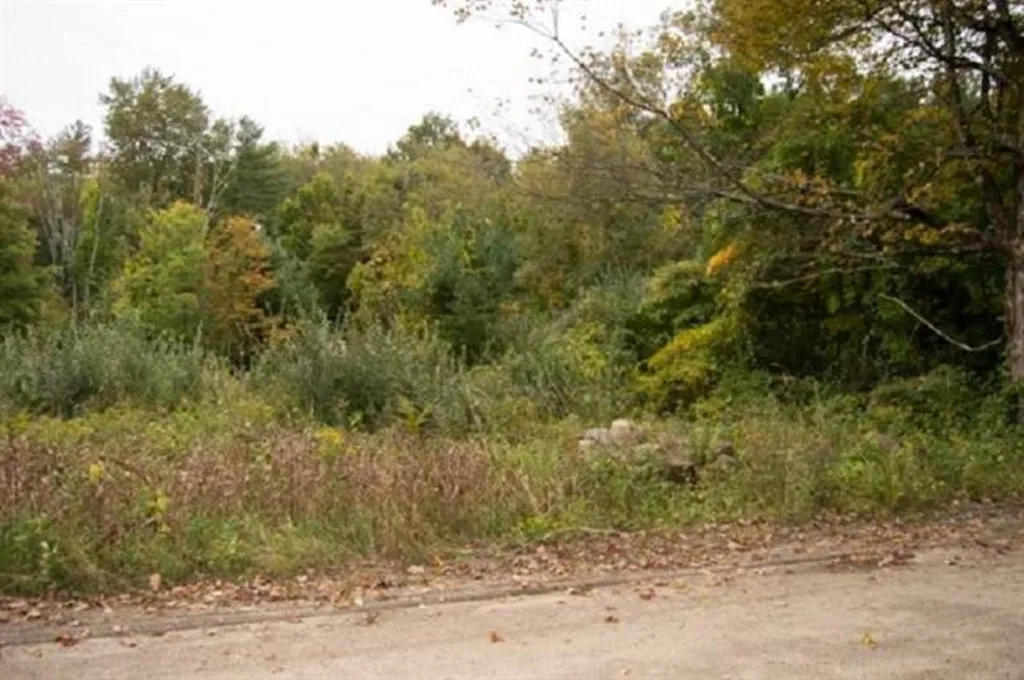 8 Fuller Mill Road Merrimack NH 03054