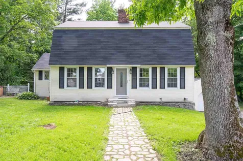 6 Sabra Circle Derry NH 03038