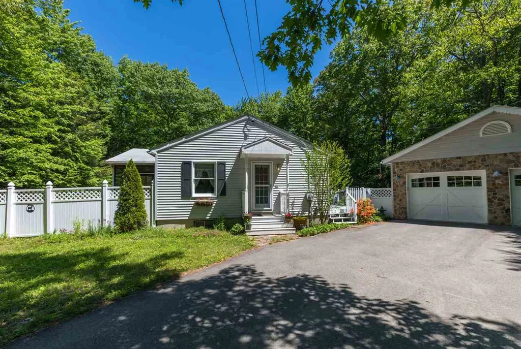 9 Tremblay Drive Nottingham NH 03290