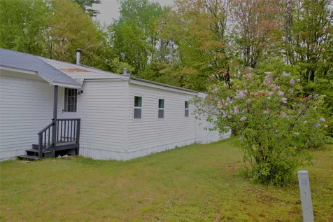 21 Rex Drive Concord NH 03303