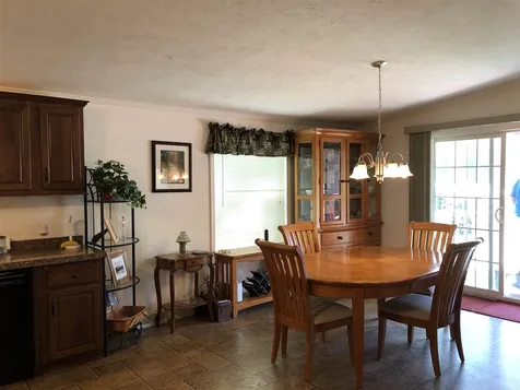 11 Oak Hill Drive Hampstead NH 03841