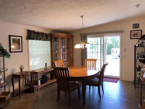 11 Oak Hill Drive Hampstead NH 03841