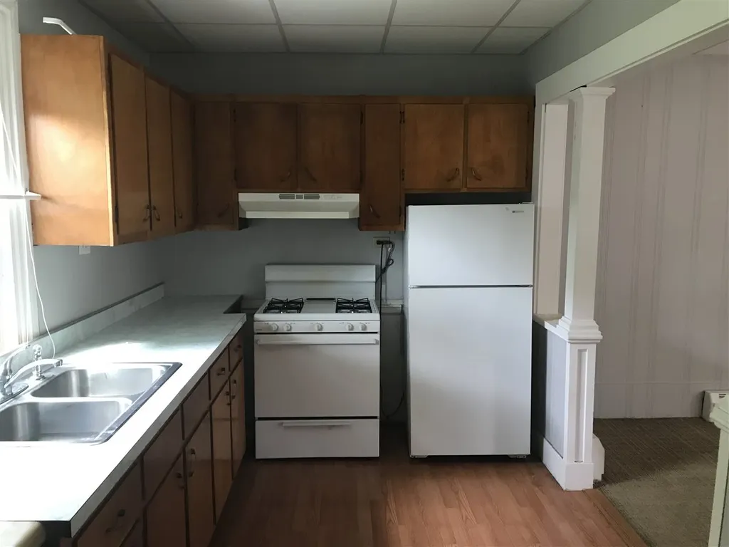 166 Marsh Road Pelham NH 03076