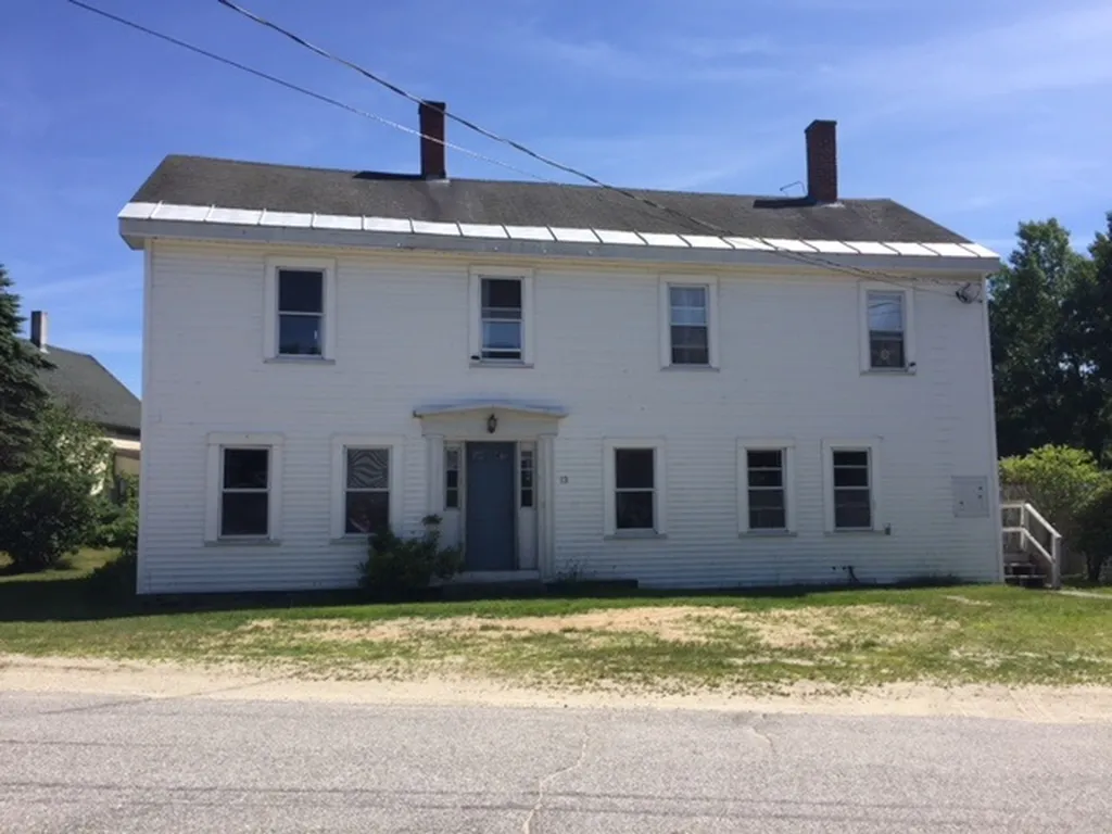 13 Riddle Hill Road Grafton NH 03240