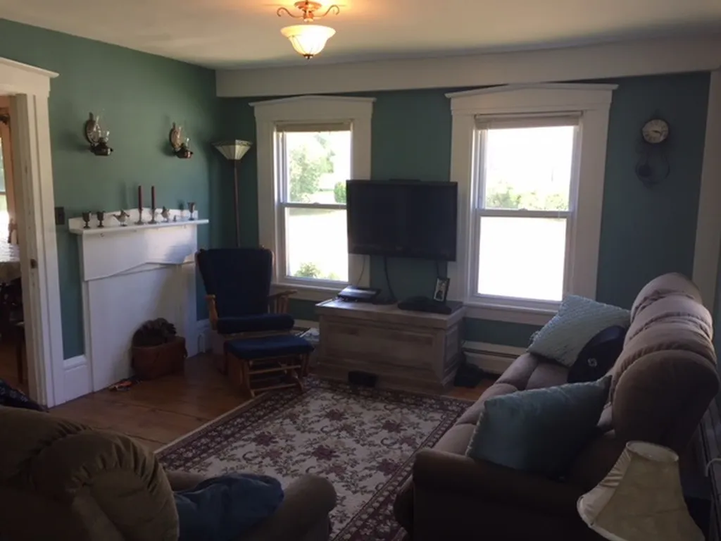 13 Riddle Hill Road Grafton NH 03240