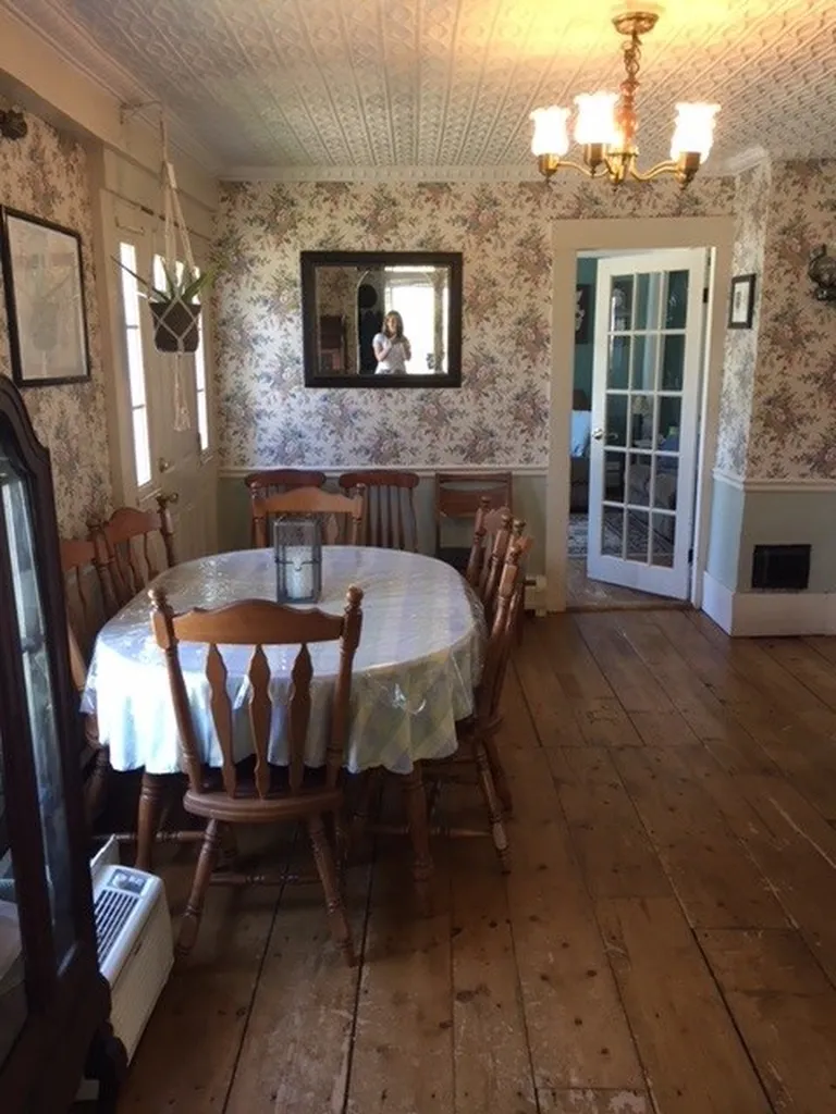 13 Riddle Hill Road Grafton NH 03240