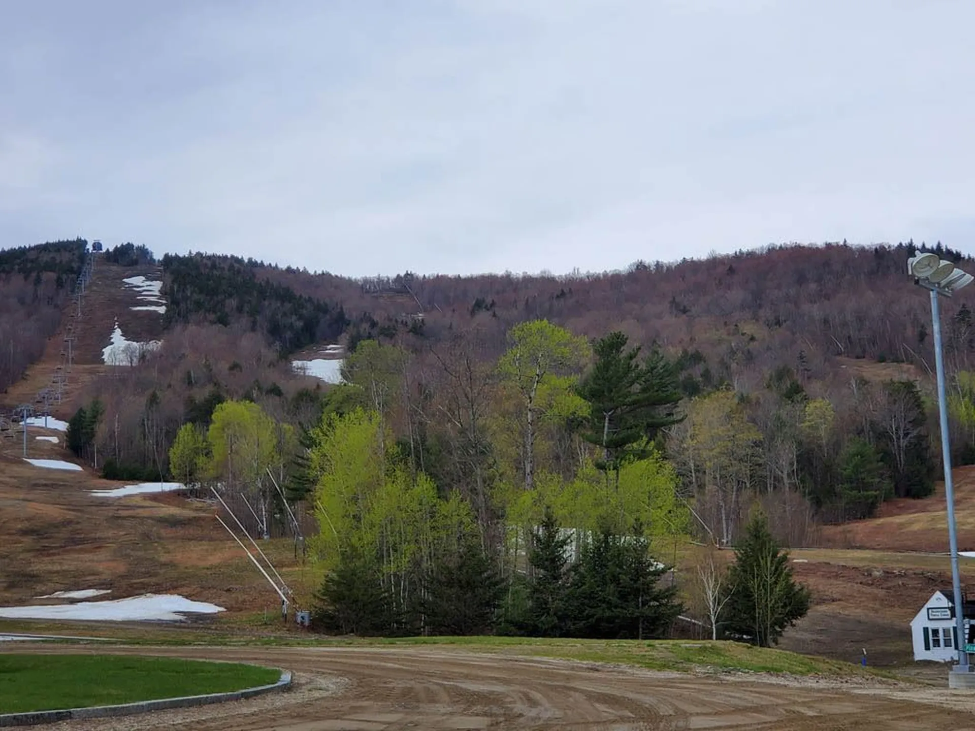 13 Riddle Hill Road Grafton NH 03240