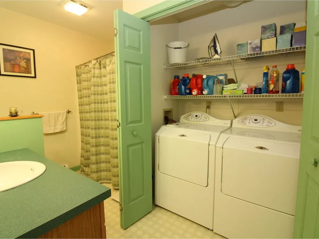 38 Half Moon Terrace Colchester VT 05446
