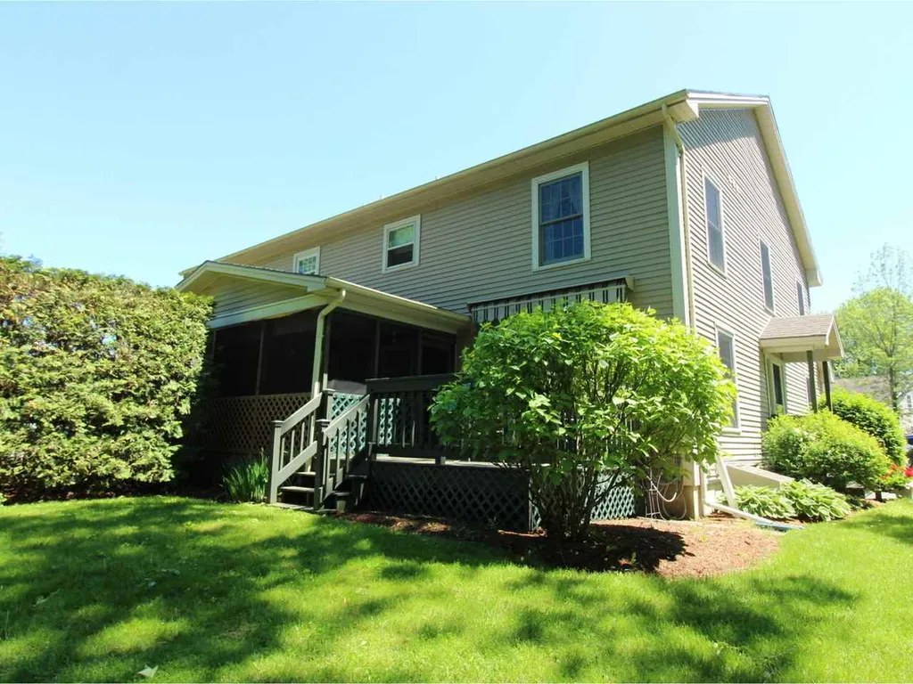38 Half Moon Terrace Colchester VT 05446