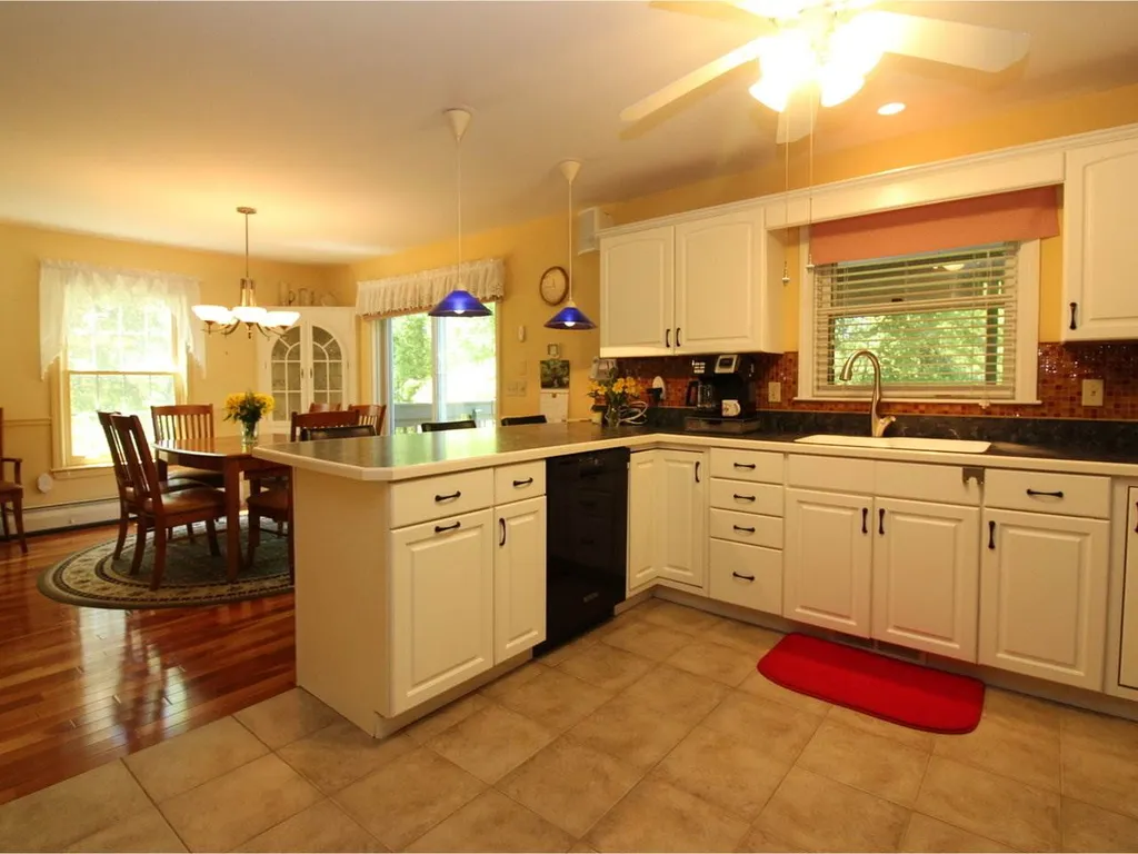 38 Half Moon Terrace Colchester VT 05446