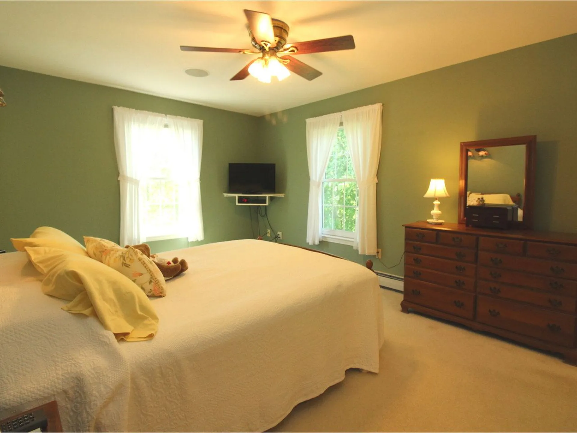 38 Half Moon Terrace Colchester VT 05446