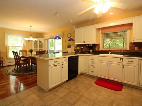 38 Half Moon Terrace Colchester VT 05446