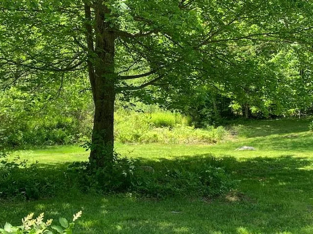 189 Pleasant Pond Road Francestown NH 03043