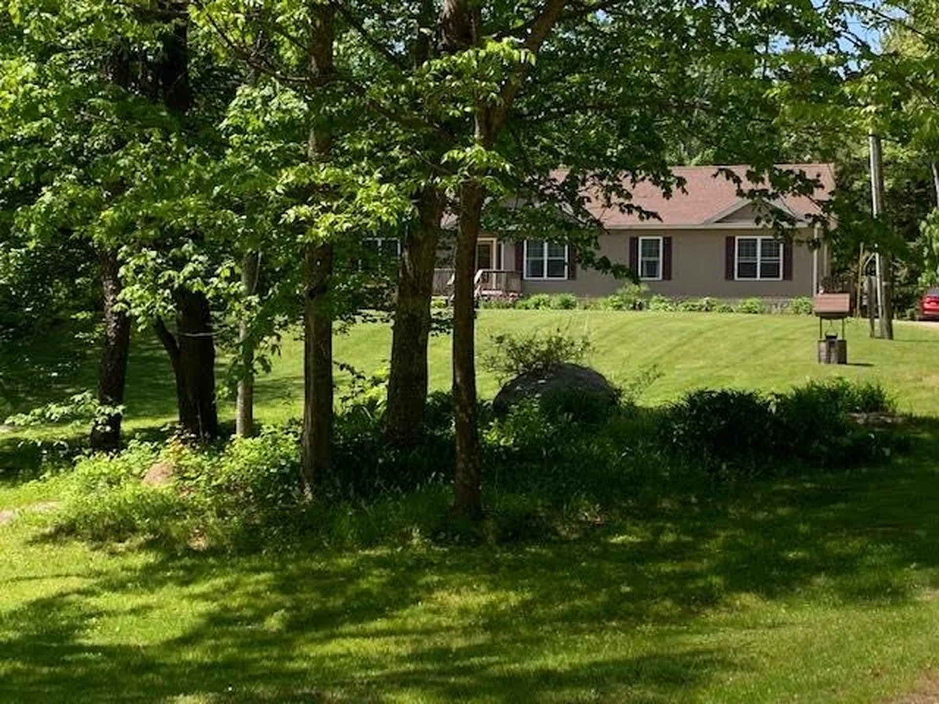 189 Pleasant Pond Road Francestown NH 03043
